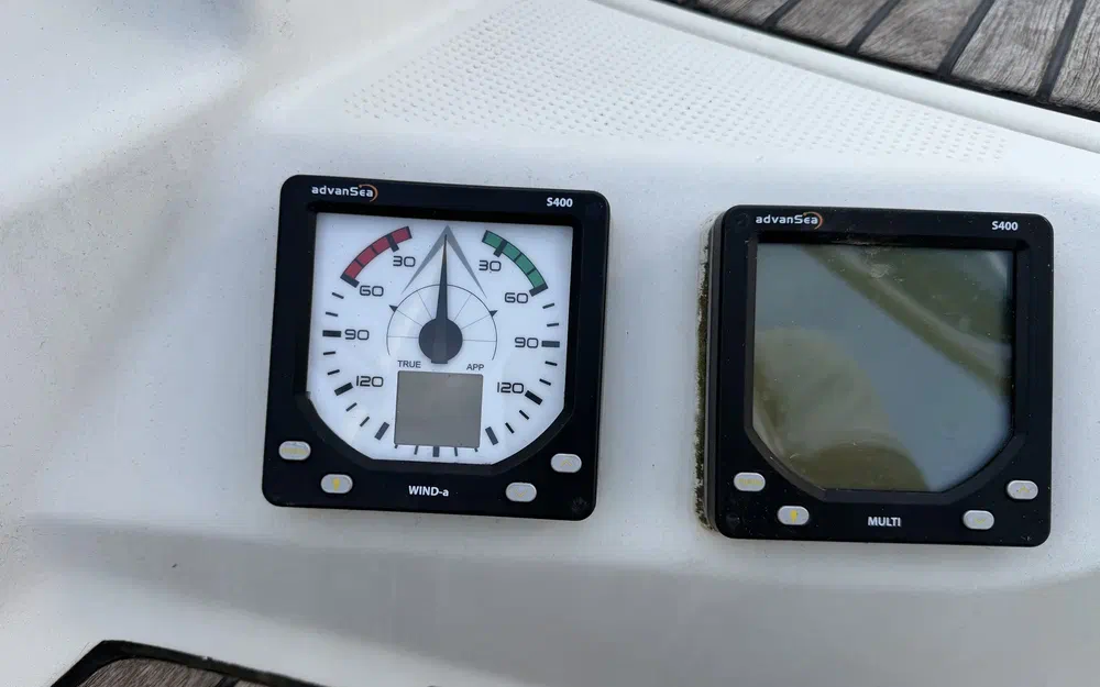slider 9 Beneteau First 41 S5