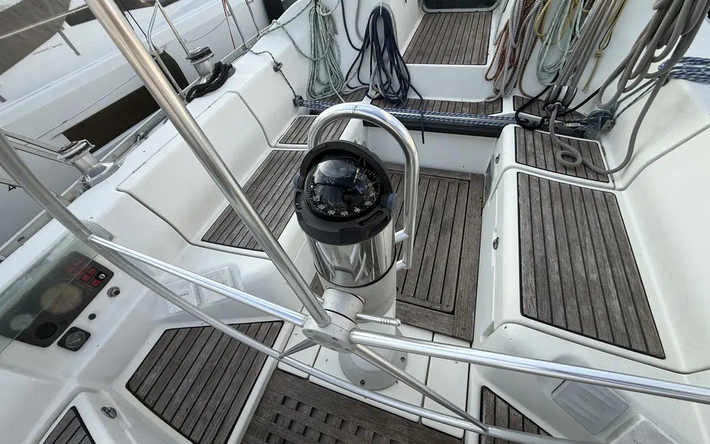 slider 12 Beneteau First 41 S5