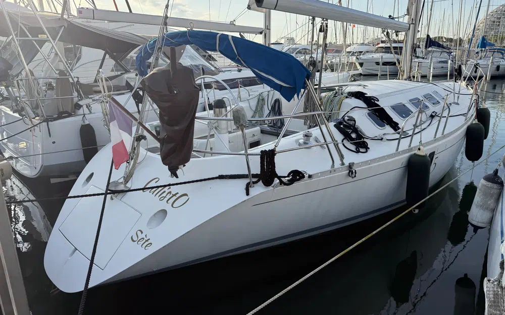 slider 1 Beneteau First 41 S5