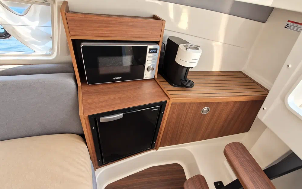slider 4 Quicksilver Activ 875 Sundeck