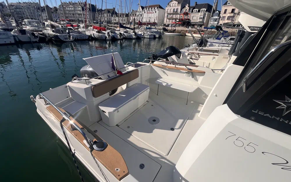 slider 4 Jeanneau Merry Fisher Marlin 755