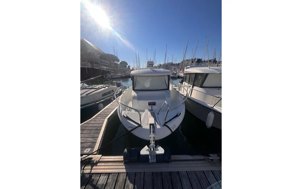 slider 2 Jeanneau Merry Fisher Marlin 755