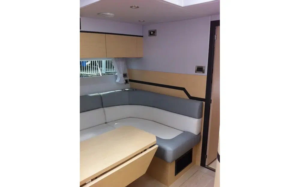 slider 10 Galeon 385 Hts