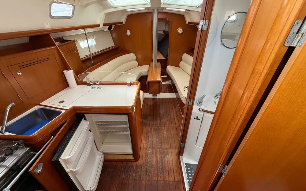 slider 2 Beneteau Oceanis 343 Clipper