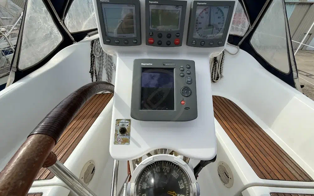 slider 6 Beneteau Oceanis 343 Clipper