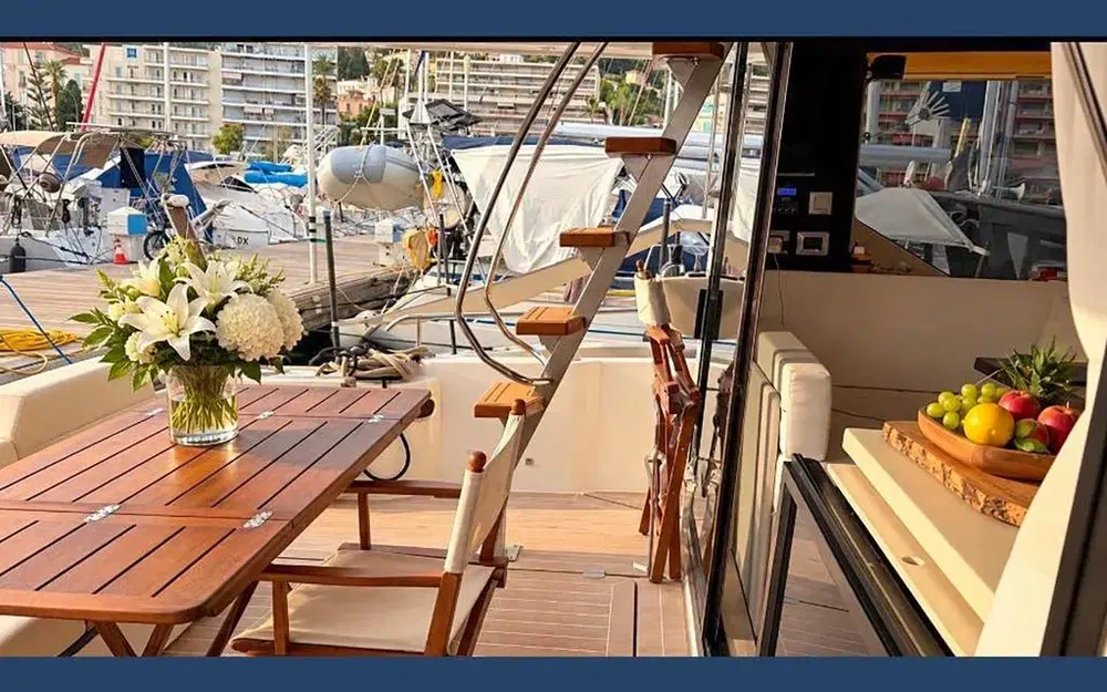 slider 11 Cranchi Eco Trawler 43