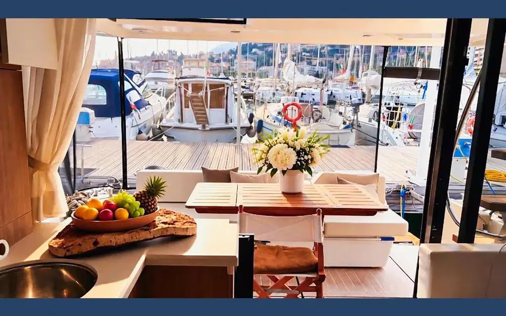 slider 12 Cranchi Eco Trawler 43