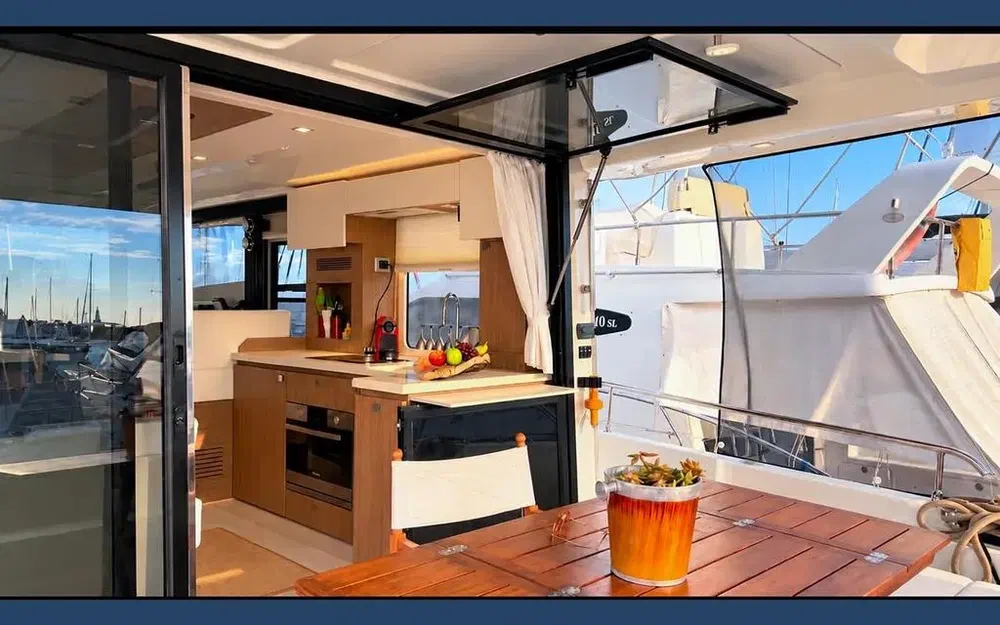 slider 17 Cranchi Eco Trawler 43