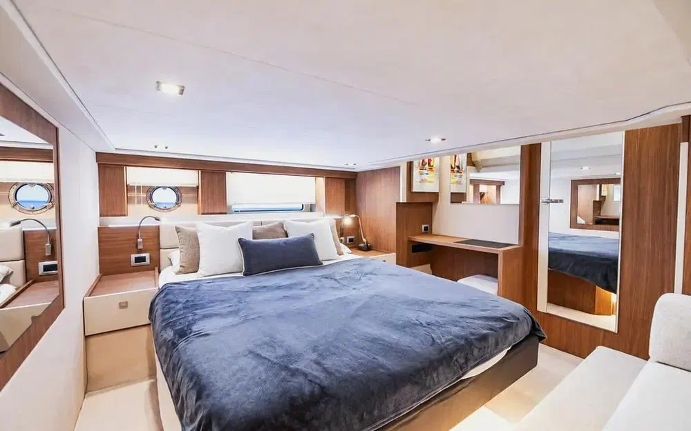 slider 24 Cranchi Eco Trawler 43