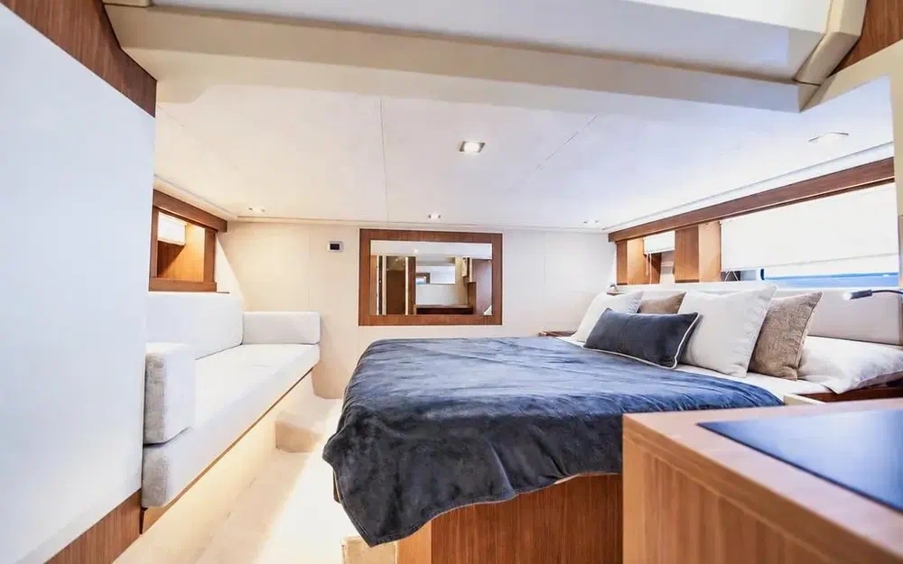 slider 26 Cranchi Eco Trawler 43
