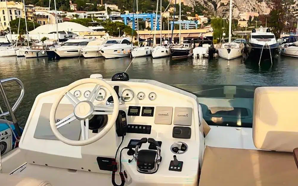 slider 39 Cranchi Eco Trawler 43
