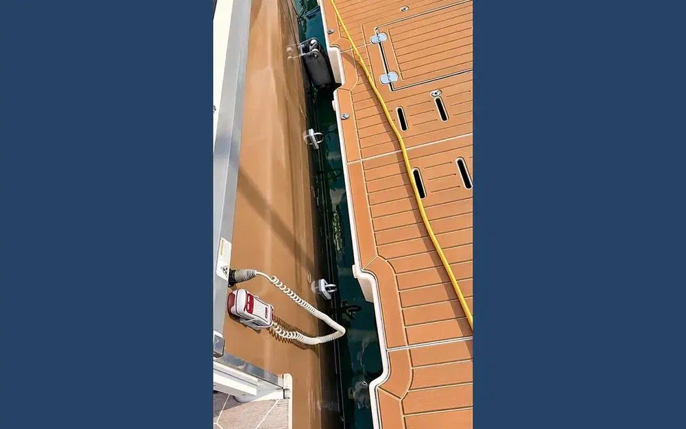 slider 44 Cranchi Eco Trawler 43