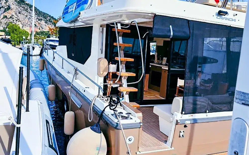 slider 5 Cranchi Eco Trawler 43