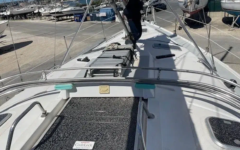 slider 37 Hunter 410
