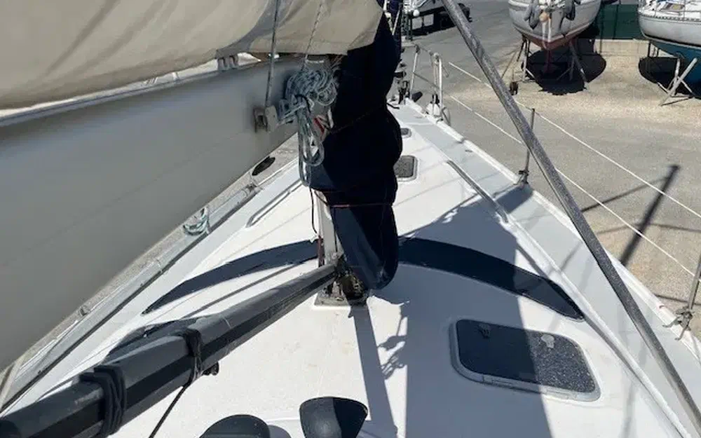 slider 38 Hunter 410