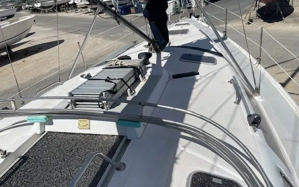 slider 39 Hunter 410