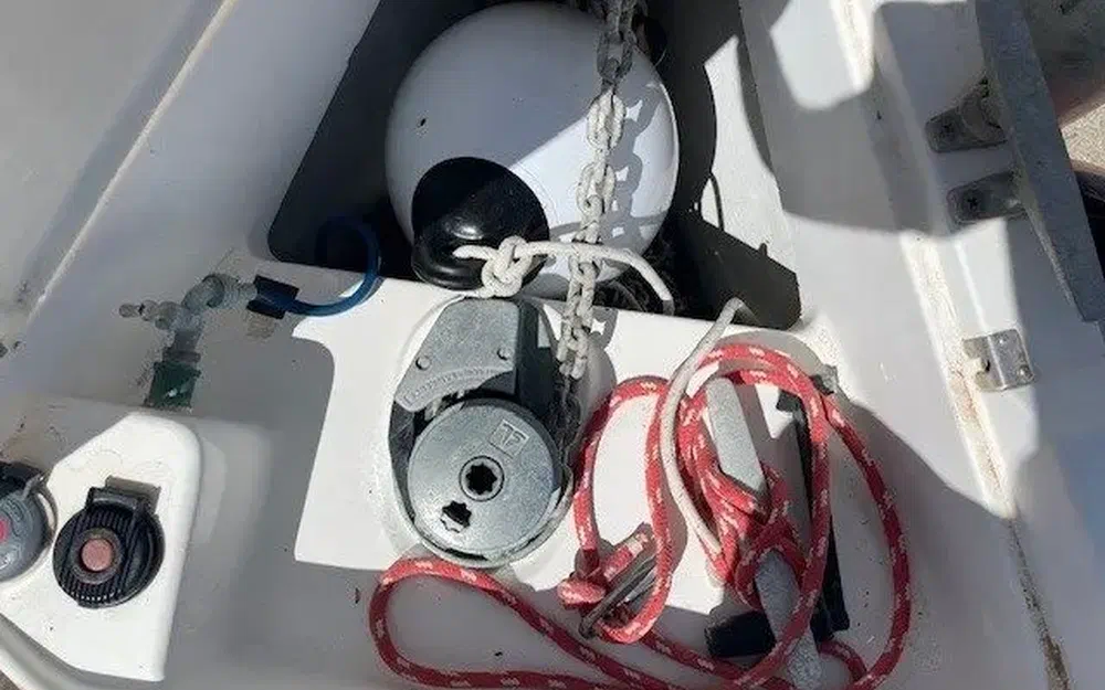 slider 43 Hunter 410