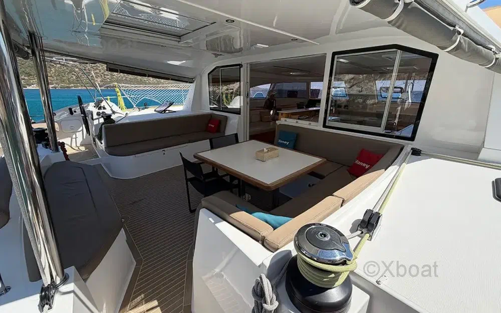 slider 7 Nautitech 542
