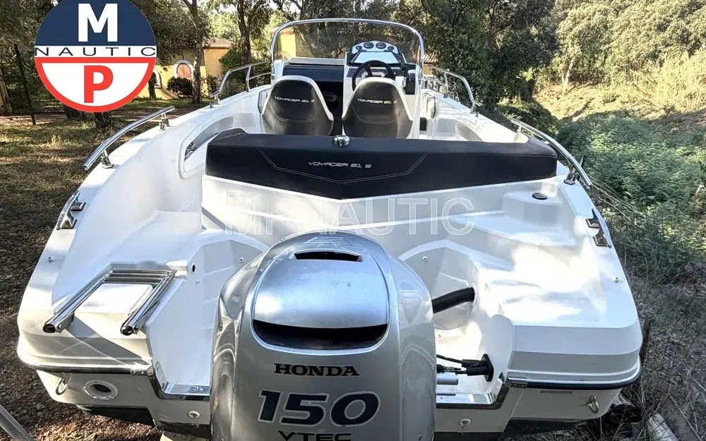 slider 12 Ranieri Voyager 21 S