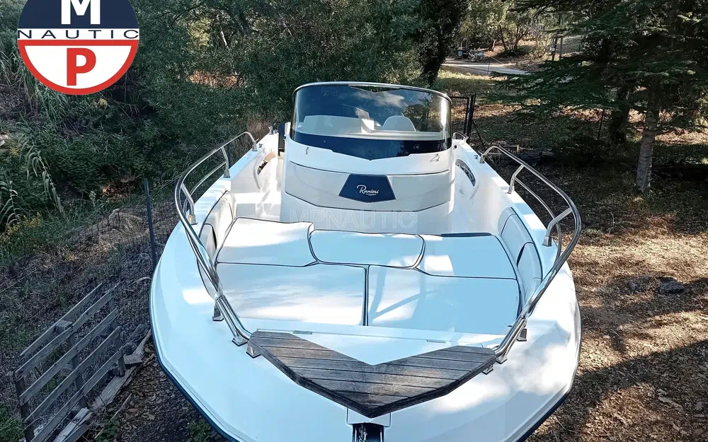 slider 1 Ranieri Voyager 21 S