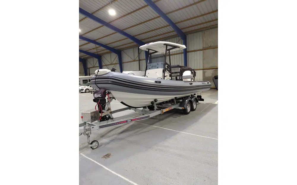 slider 10 Brig Navigator 22