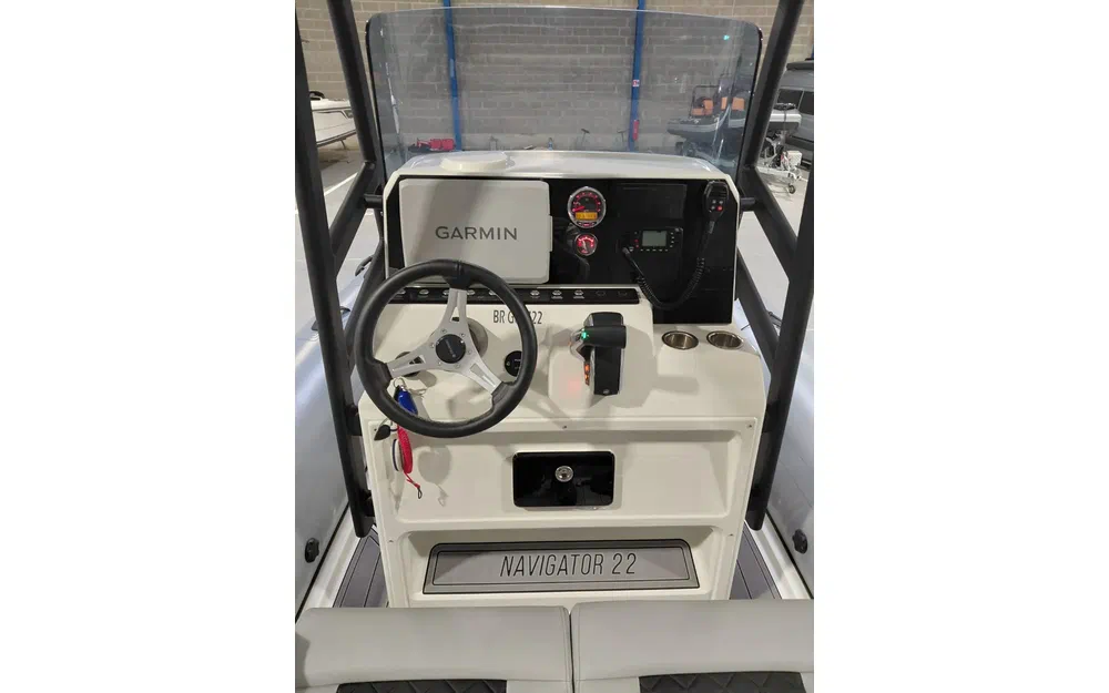 slider 3 Brig Navigator 22