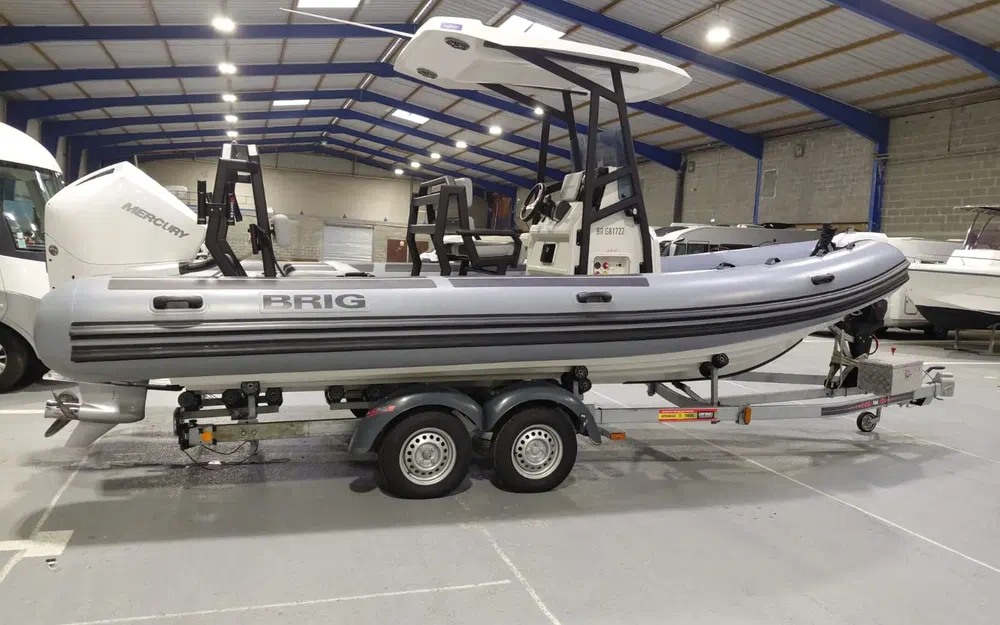 slider 5 Brig Navigator 22