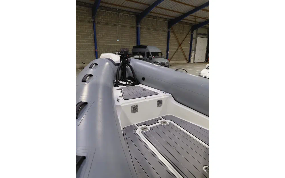 slider 6 Brig Navigator 22