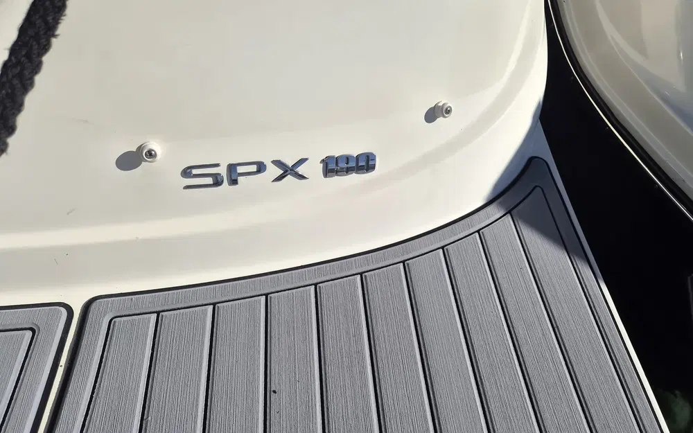 slider 15 Sea Ray Saa Ray 190 SPX + Place de port+ remorque double essieux OB