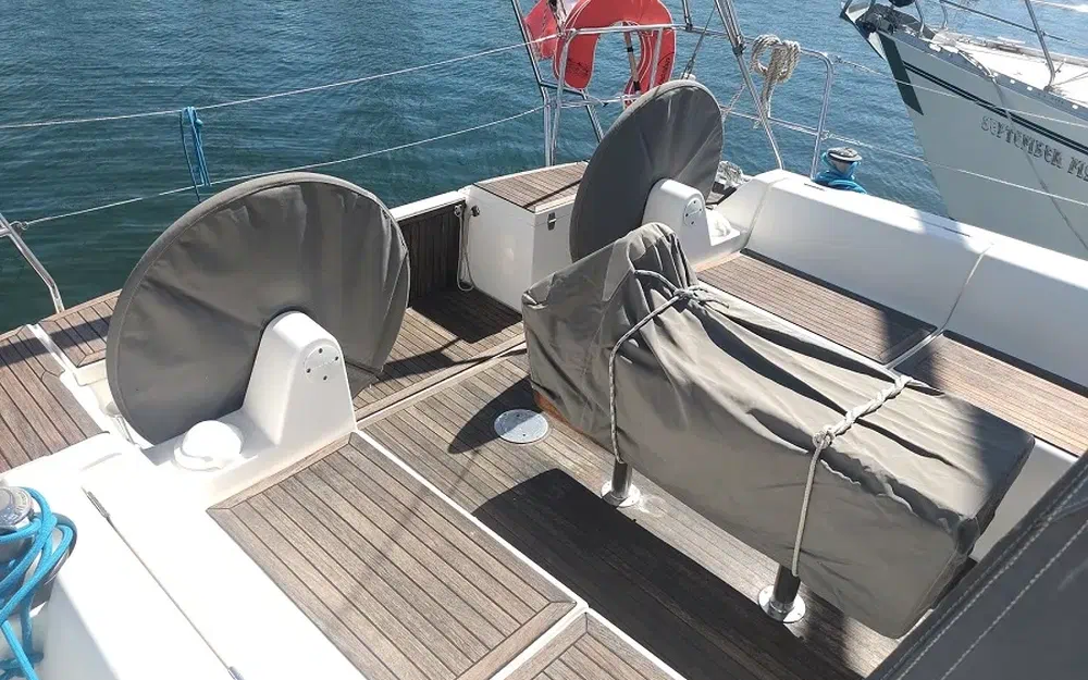 slider 14 Dufour 405 Grand Large