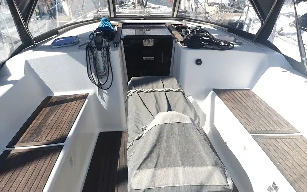 slider 7 Dufour 405 Grand Large