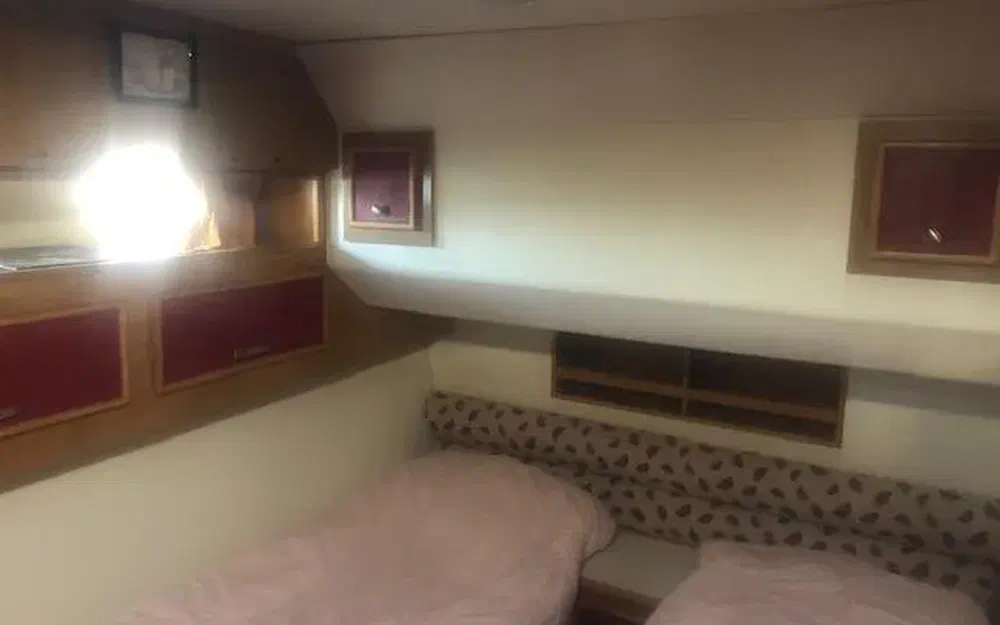 slider 11 Fairline 36 Sedan