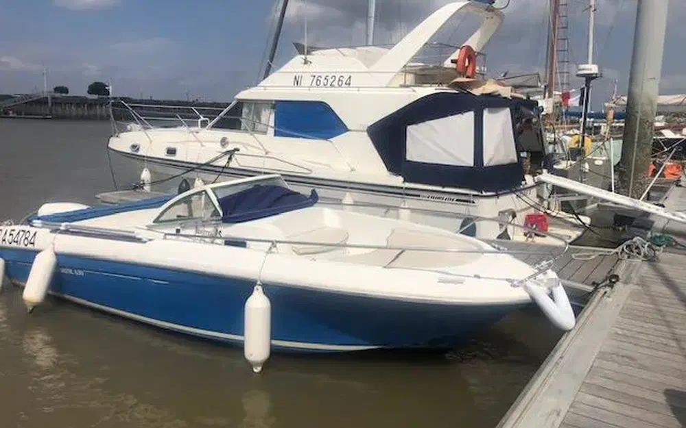 slider 48 Fairline 36 Sedan