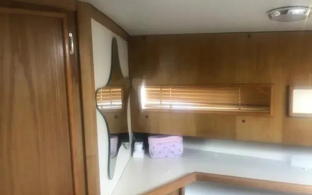 slider 8 Fairline 36 Sedan