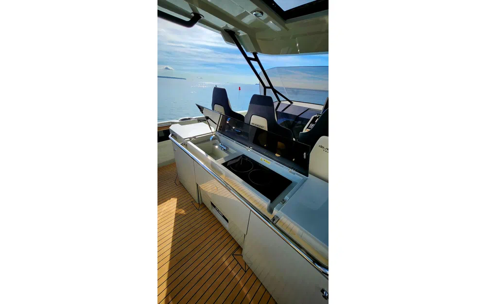 slider 23 De Antonio Yachts D36 Open