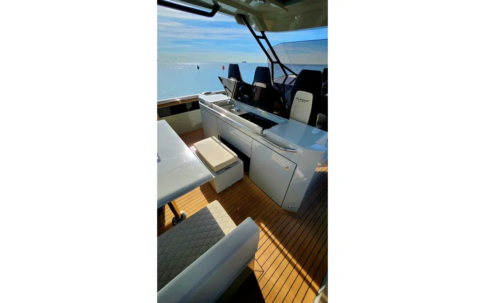 slider 18 De Antonio Yachts D36 Open