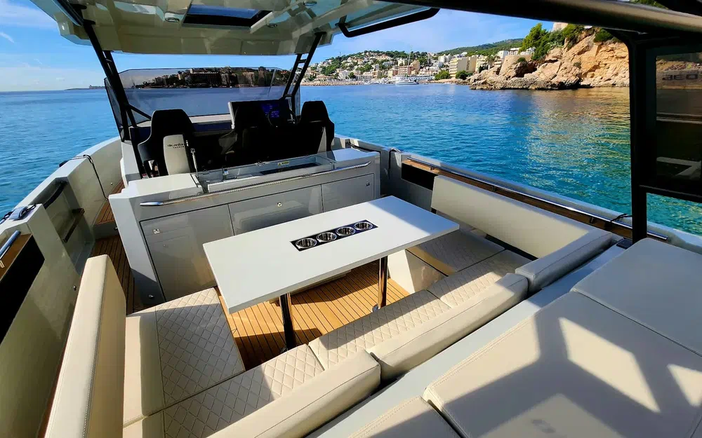 slider 21 De Antonio Yachts D36 Open