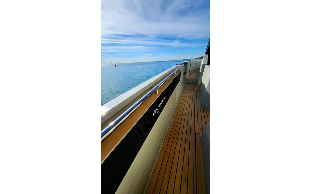 slider 25 De Antonio Yachts D36 Open