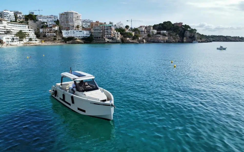 slider 9 De Antonio Yachts D36 Open
