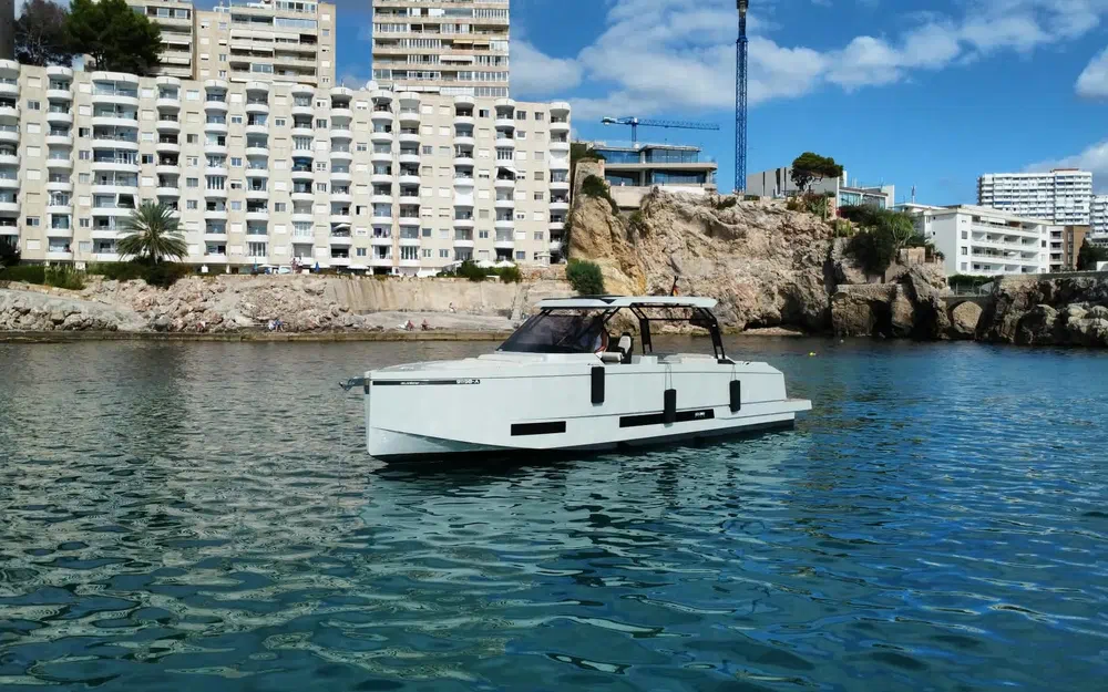 slider 10 De Antonio Yachts D36 Open