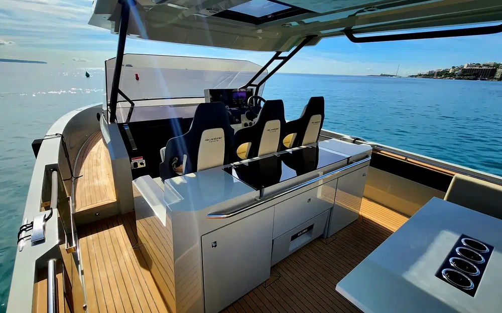 slider 24 De Antonio Yachts D36 Open