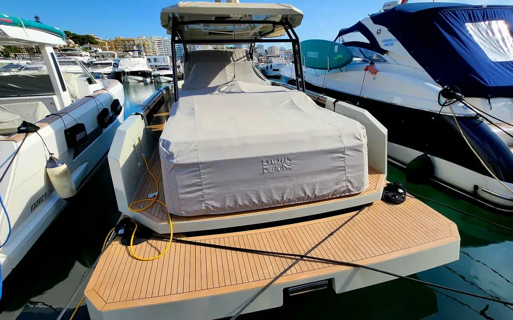 slider 39 De Antonio Yachts D36 Open