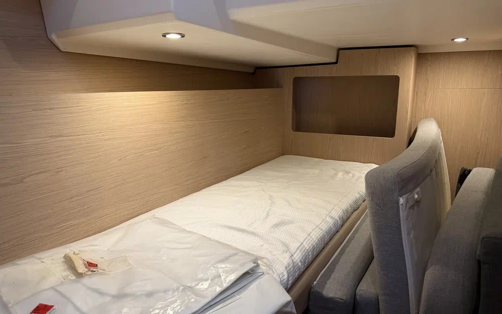 slider 17 Beneteau Swift Trawler 41 Fly