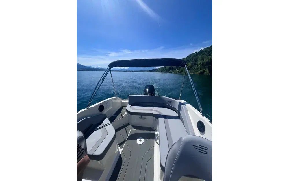 slider 3 Bayliner V20