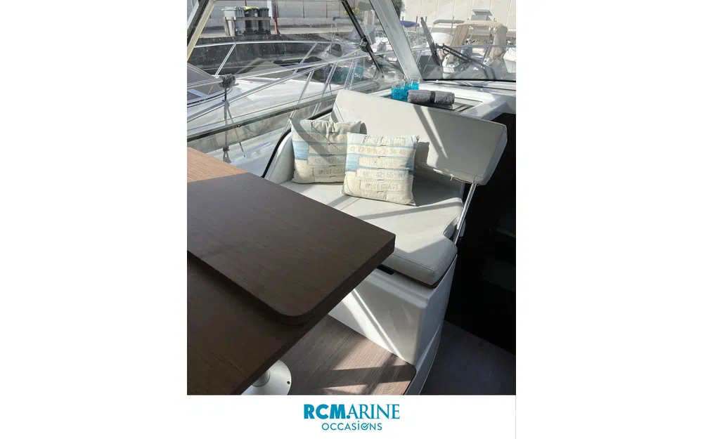 slider 10 Beneteau Antares 9 OB