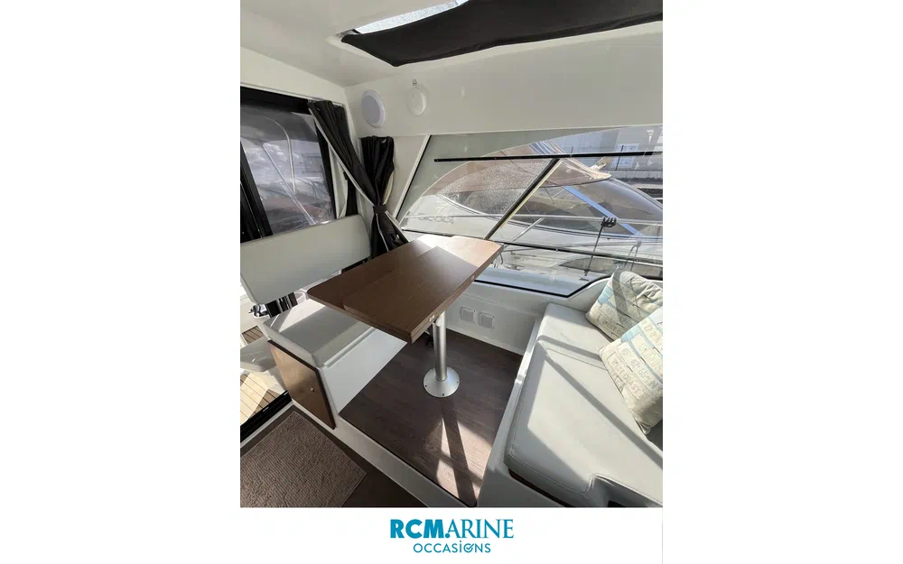 slider 11 Beneteau Antares 9 OB