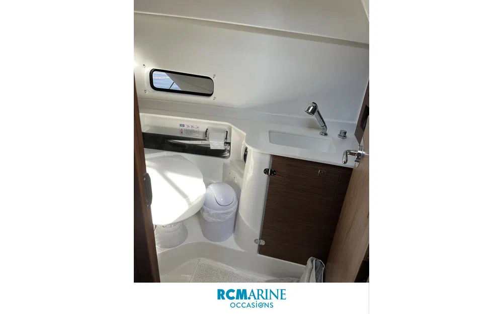 slider 14 Beneteau Antares 9 OB
