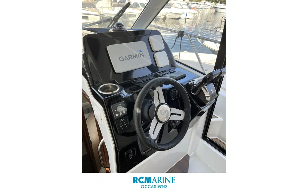 slider 1 Beneteau Antares 9 OB