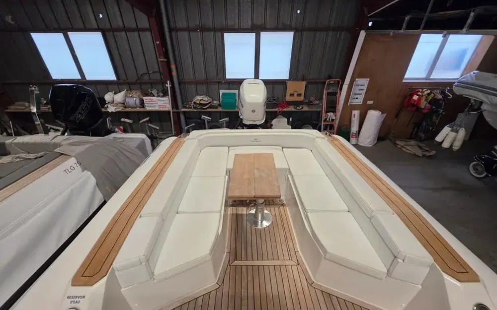 slider 10 Renier R9 Tourer