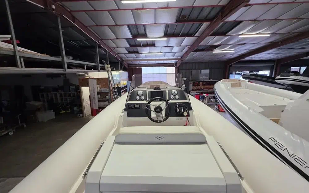 slider 12 Renier R9 Tourer